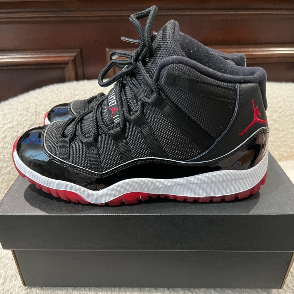 Authentic Jordan 11s Retro (ps)